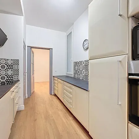 Le Saint Roch, Proche Gare Et Comedie Montpellier